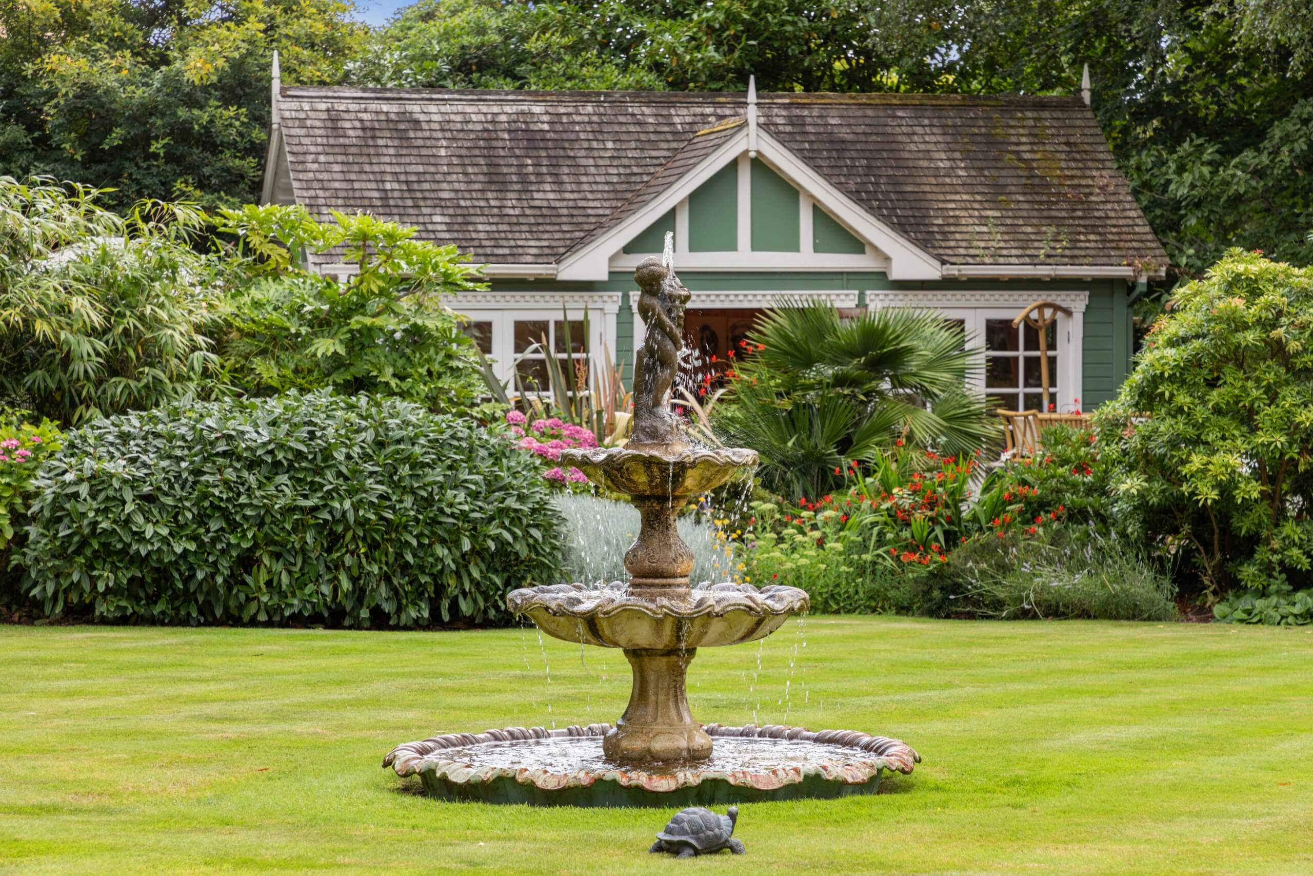 Killead's fountain and summer house