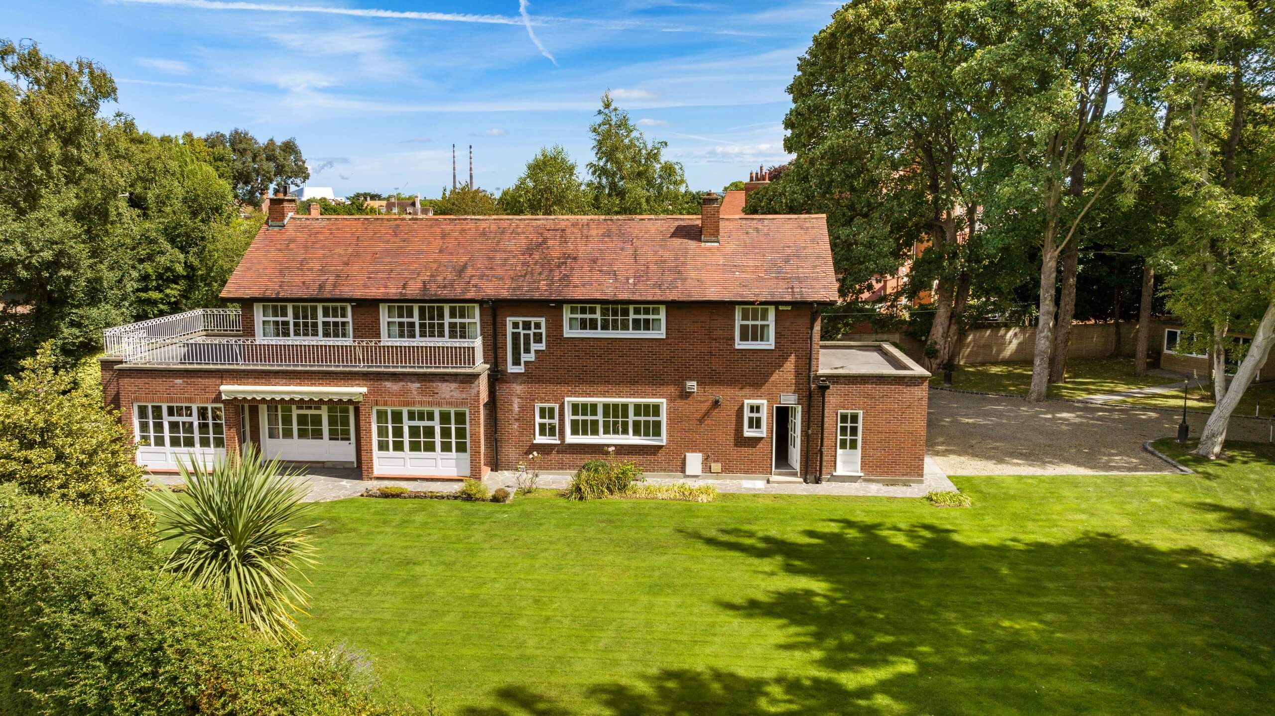 The Grove at 40A Ailesbury Road